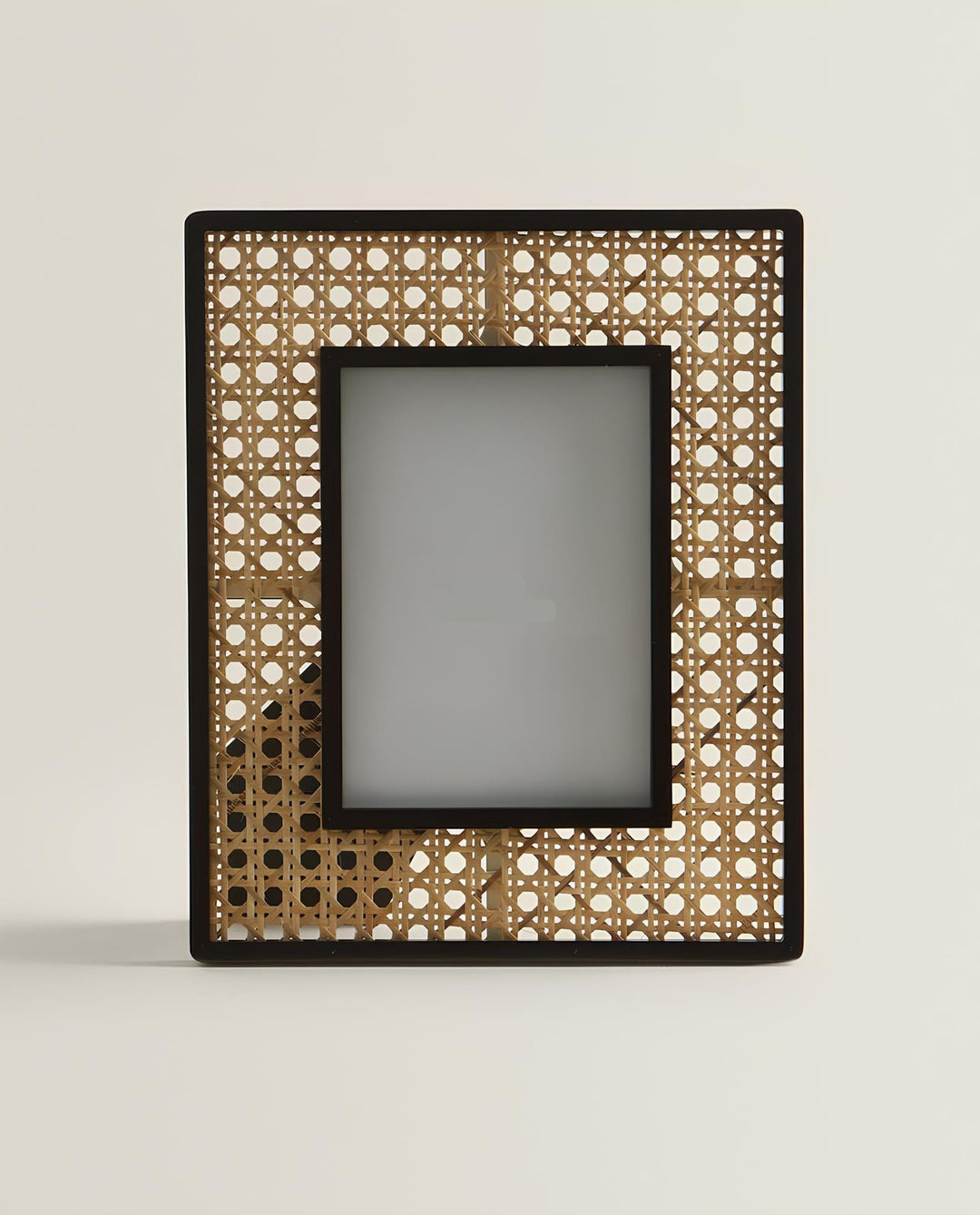 Rattan Photo Frame 4x6 Inch for Home - Zorionne