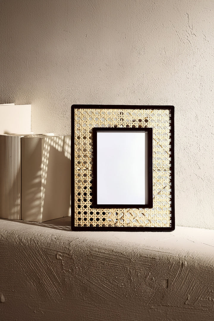 Rattan Photo Frame 4x6 Inch for Home - Zorionne