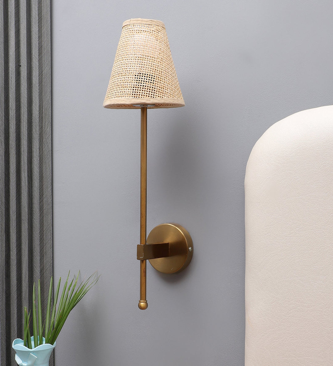 Rattan Wall Lamp - Cella