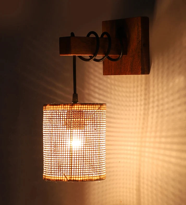 Rattan Wall Lamp for Living Room - Hazel