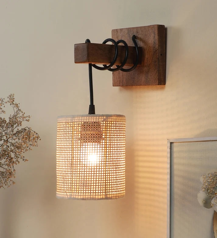 Rattan Wall Lamp for Living Room - Hazel