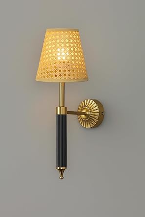 Wicker Wall Light - Oeshi